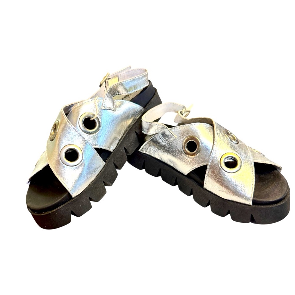 New in Box: Italian Silver leather chunky sandals. EU Size 36